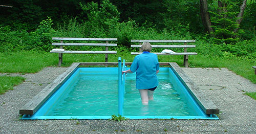 Wassertreten in der Wassertretanlage